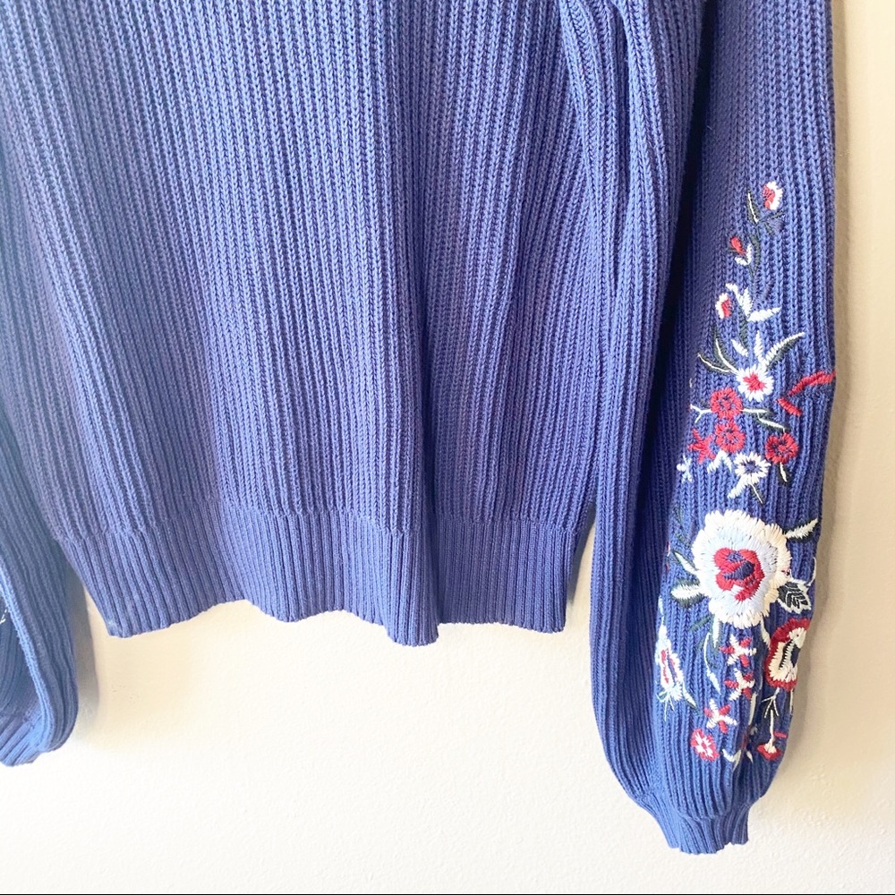LUCKY BRAND Blue Floral Embroidered Sweater - Picture 4 of 8